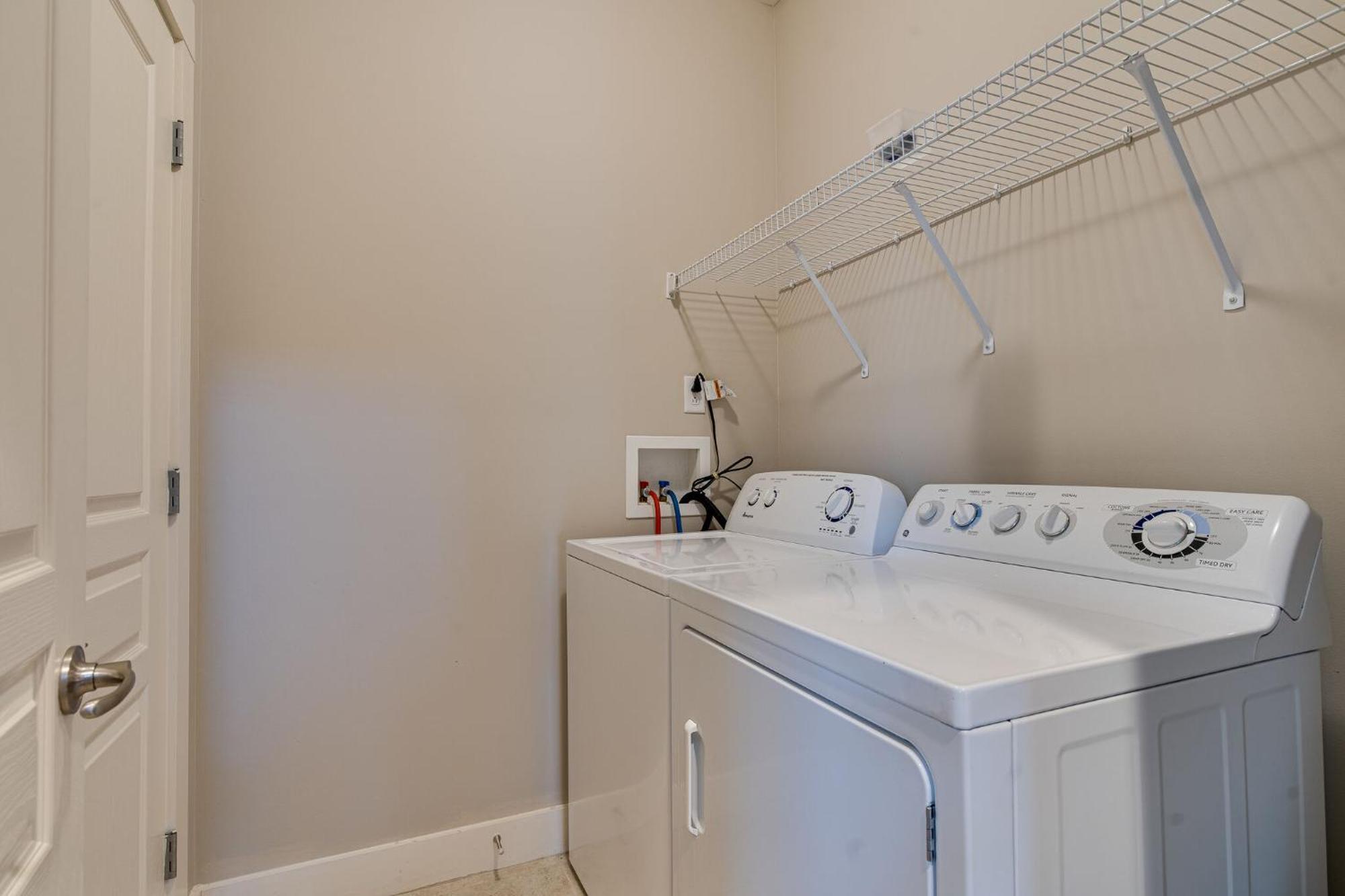 The Celebrity - Minutes To Broadway With A Balcony Apartment Nashville Bagian luar foto