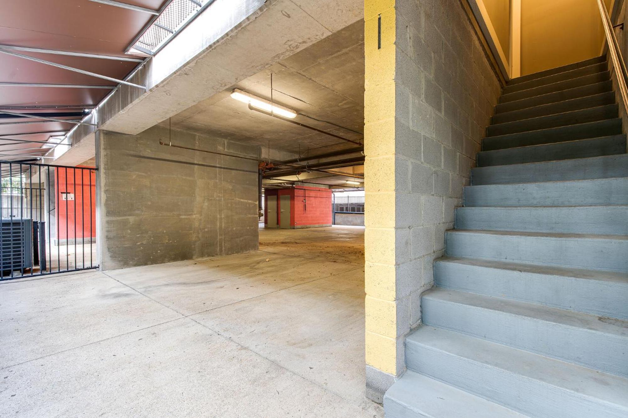 The Celebrity - Minutes To Broadway With A Balcony Apartment Nashville Bagian luar foto